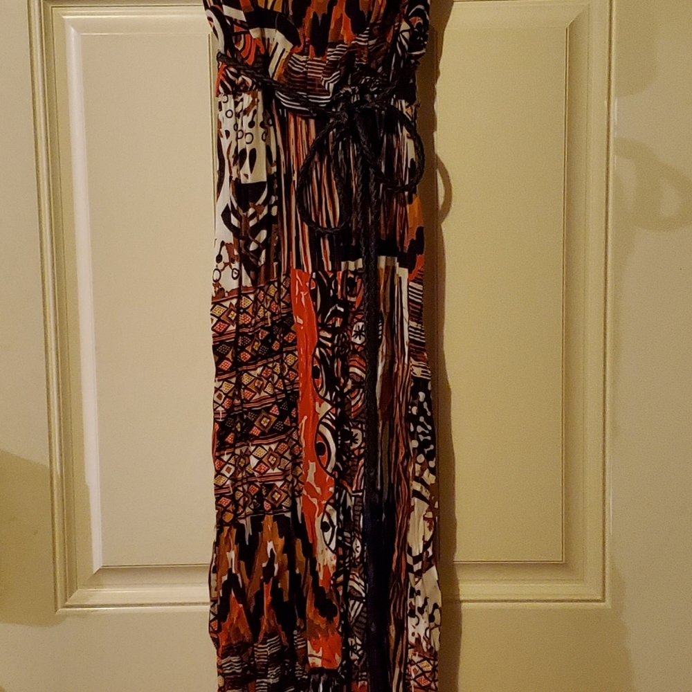 Dress - Picture 3 of 4